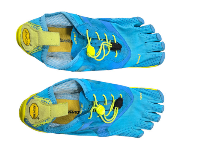 Very Good 9 Vibram Shoes